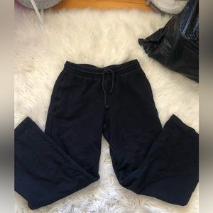 Aritzia straight leg sweats